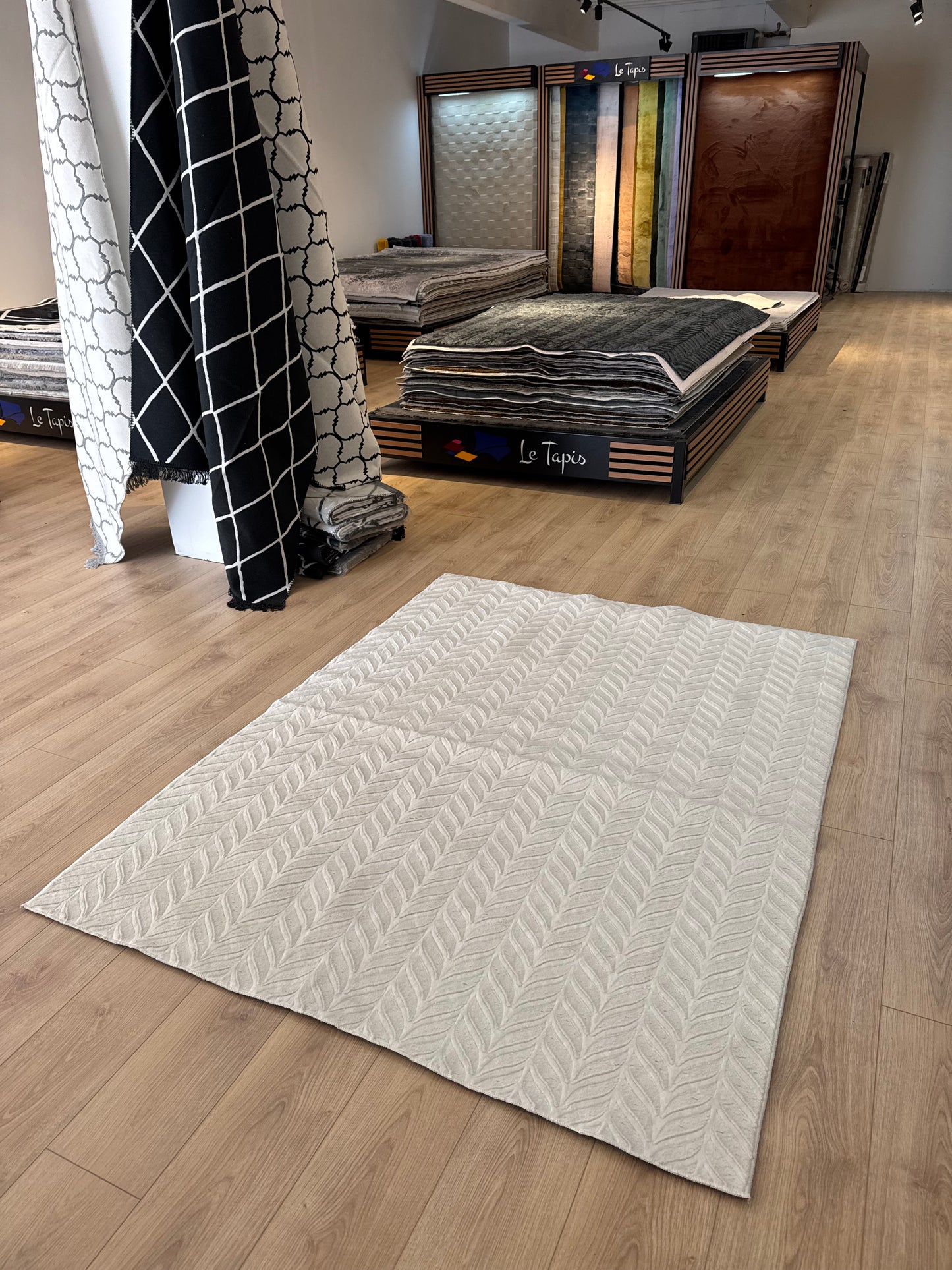 Tapis Merle marron crème