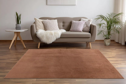 Tapis Milan chocolat, doux rayé.